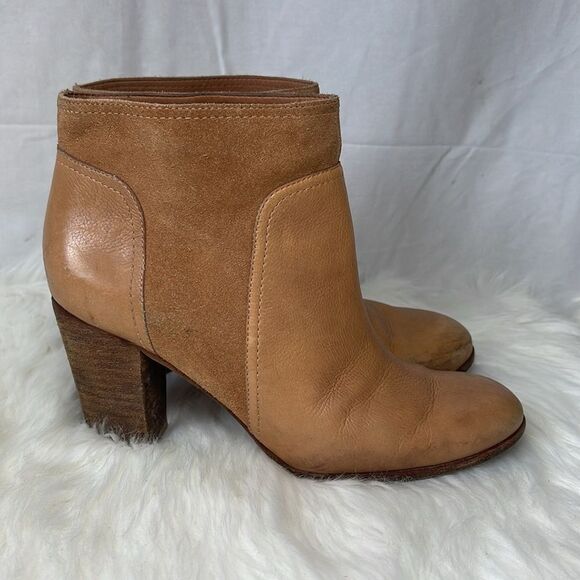 Kate Spade Luckie Tan Leather/Suede Distressed Booties Sz 8 - Picture 4 of 10